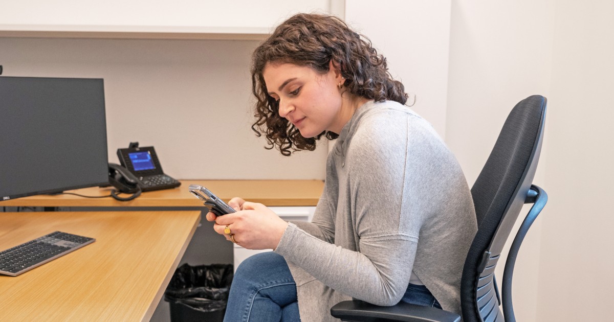 Featured image for "Combatting Tech Neck: Causes, Symptoms, and Solutions"