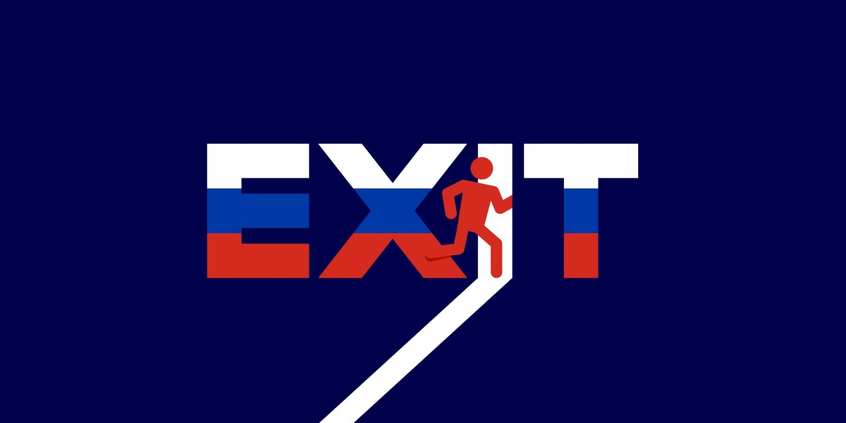 Featured image for Russian Programmer Outsmarts FSB's Spyware and Escapes