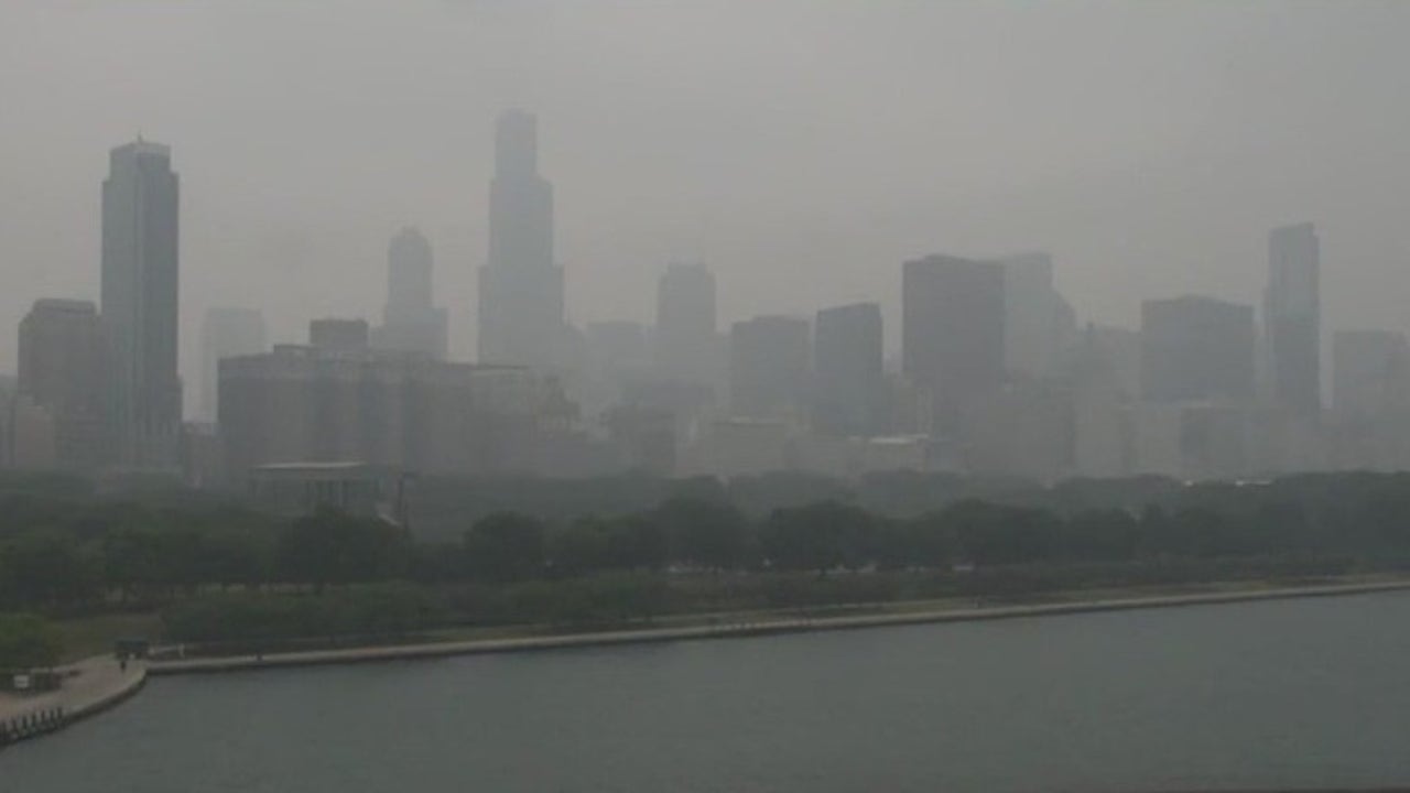 "Smoke from Canada Wildfires Causes Chicago's Worst Air Quality on Record"