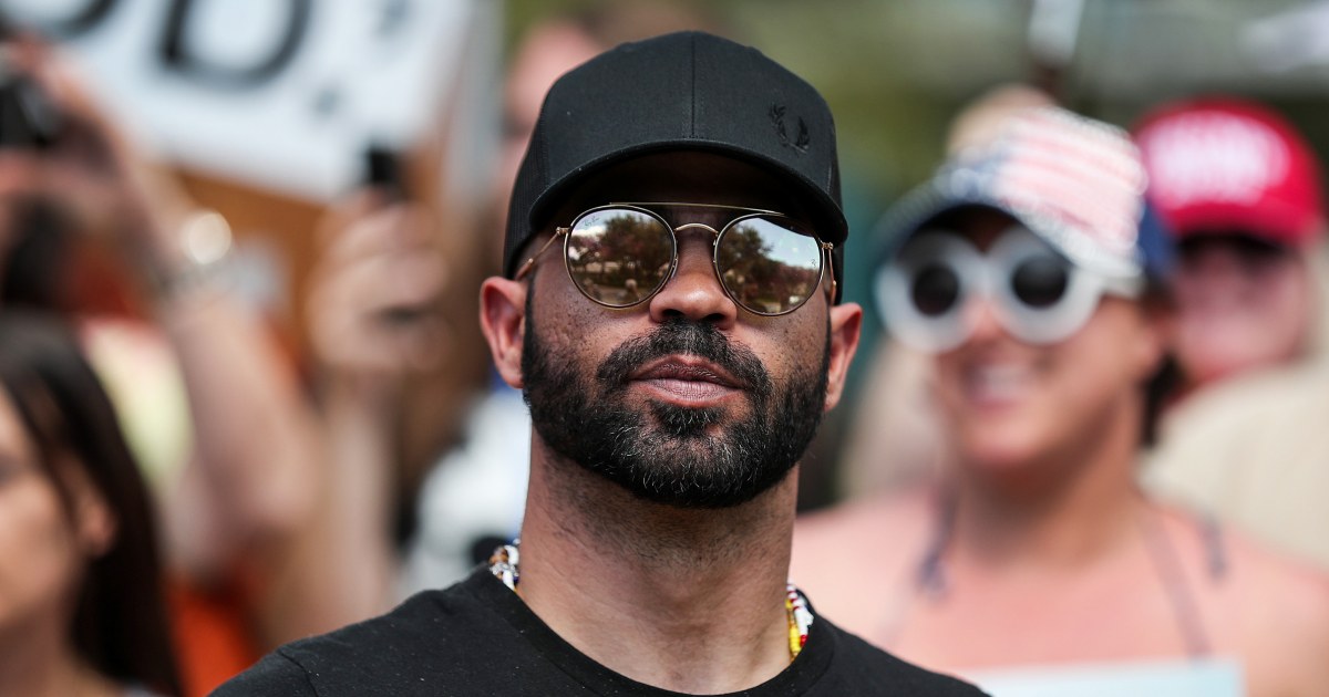 D.C. police lieutenant indicted for tipping off Proud Boy about arrest.
