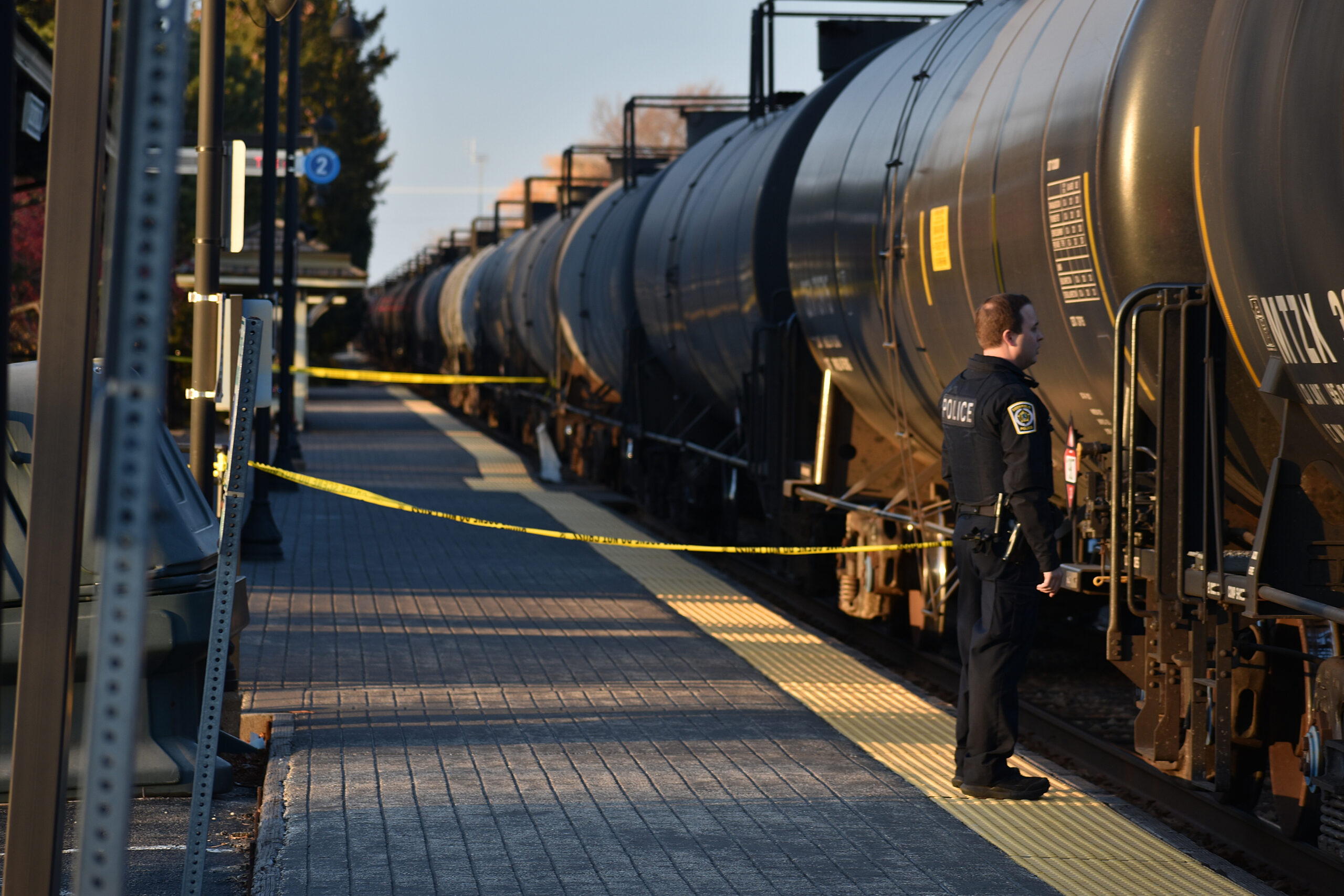 Featured image for "Fatal Pedestrian Accident Halts Metra Trains in Deerfield"