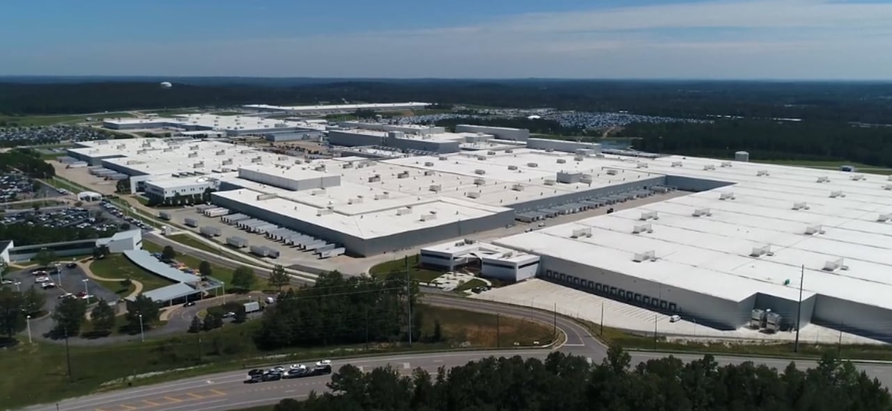 "UAW Reports Majority of Alabama Mercedes Plant Workers Join Union in Record Time"
