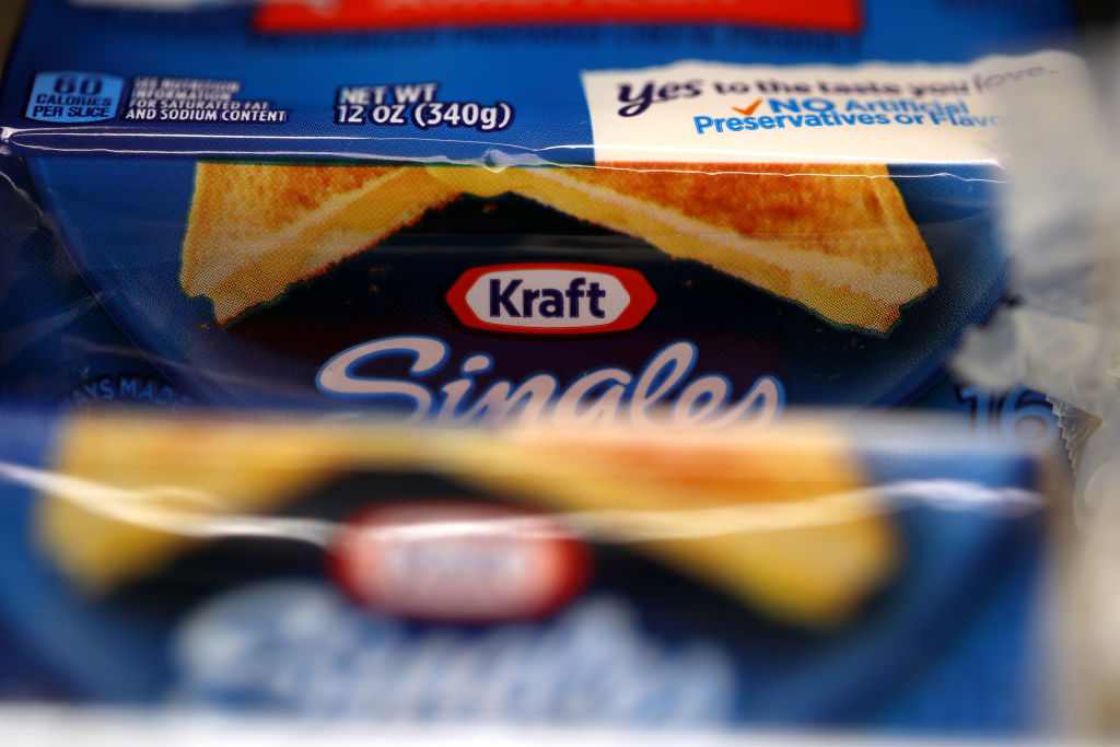 "Kraft Singles Recall: American Cheese Slices Pose Safety Concerns"