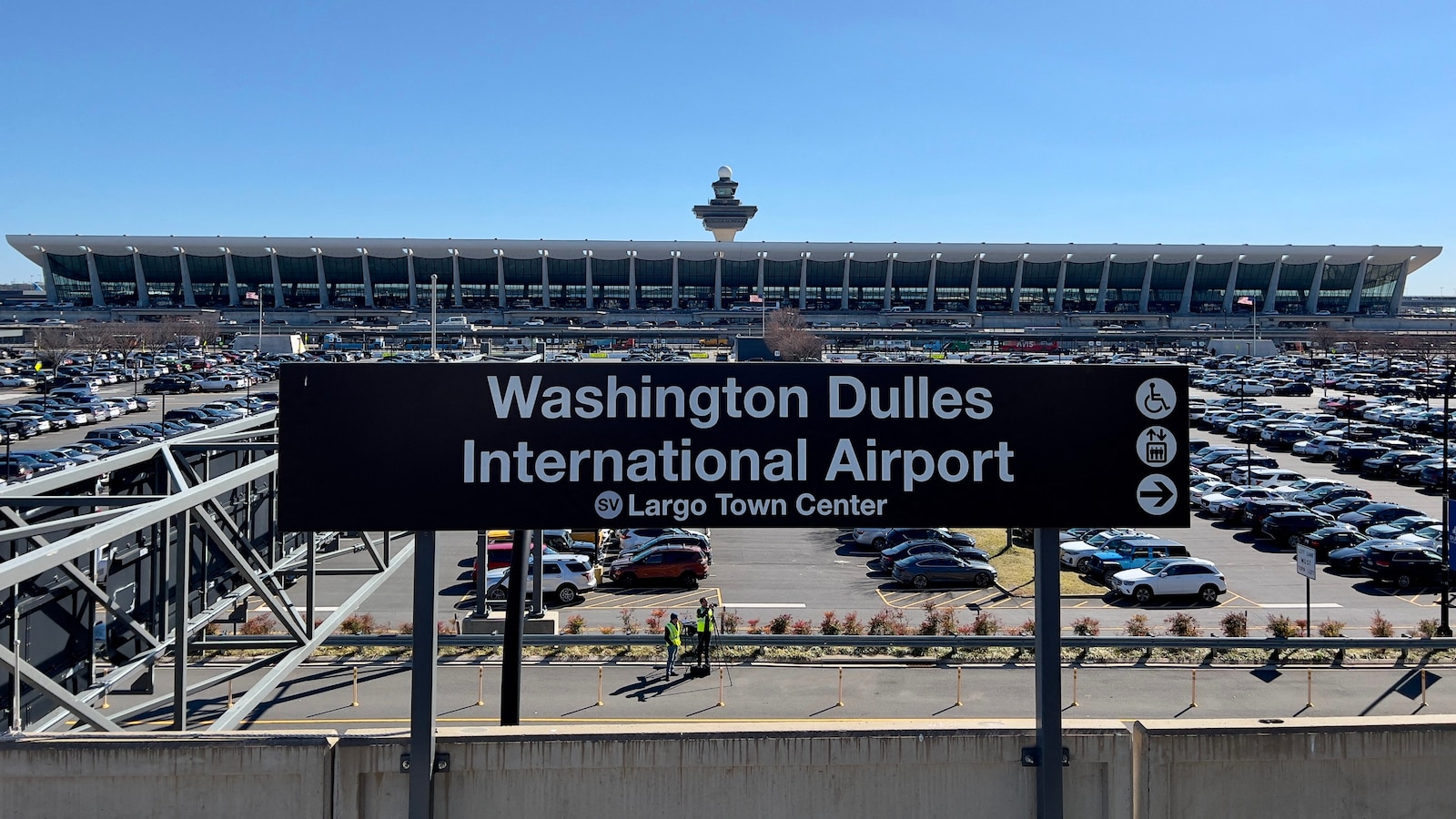 "House Republicans Introduce Bill to Rename Virginia's Dulles Airport in Honor of Trump"