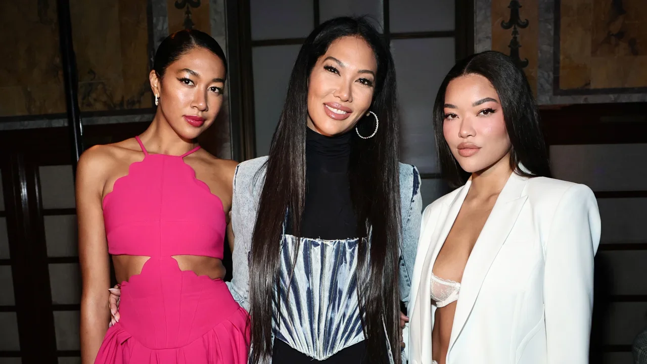 Kimora Lee Simmons and Daughters Ming and Aoki Reluctant to Return to Reality TV.