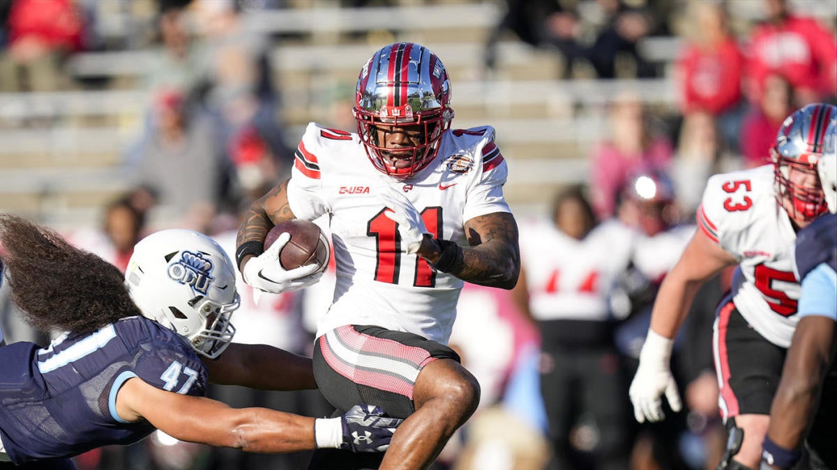 Featured image for "Western Kentucky Shocks Old Dominion with Stunning Comeback Victory in Famous Toastery Bowl"