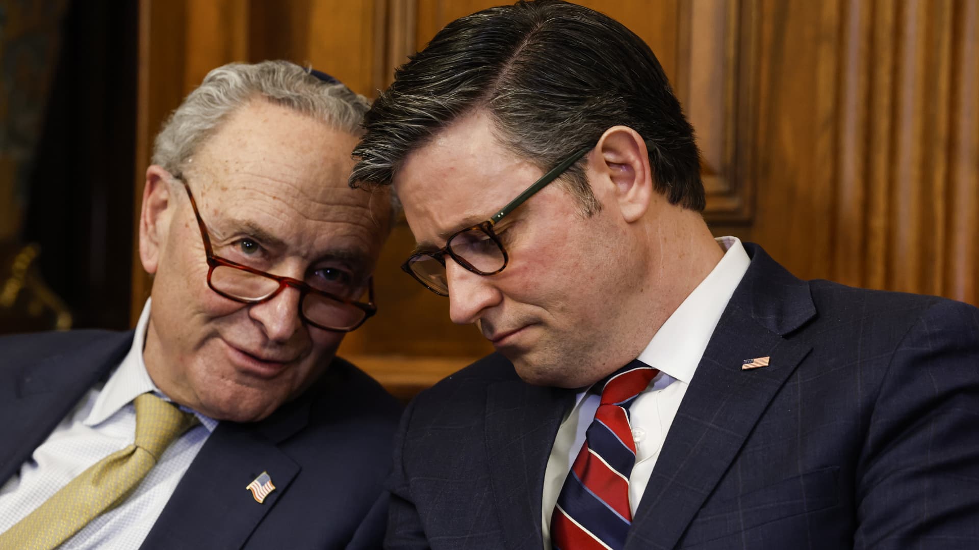 Featured image for "Lawmakers Near Short-Term Budget Deal to Prevent Government Shutdown"