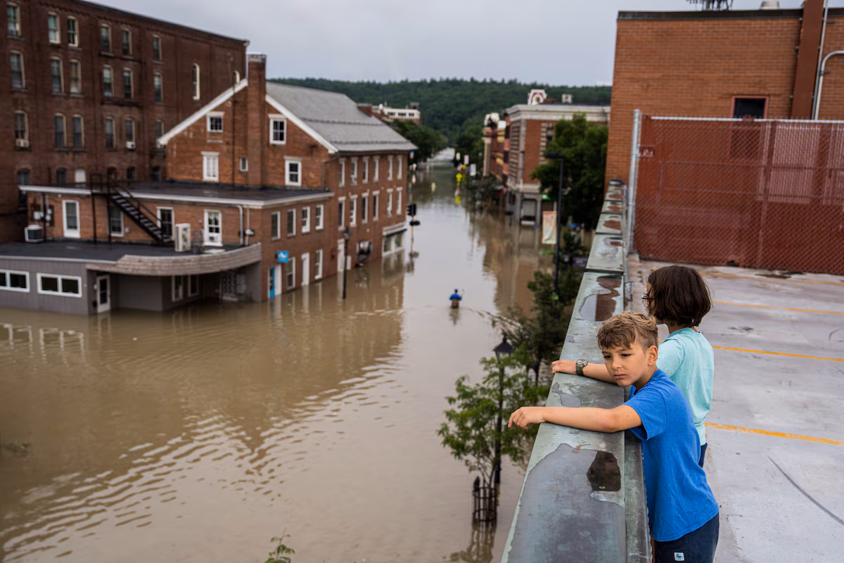 "Devastating Flash Floods Hit Northeast, Leaving Destruction and Stranded Residents"