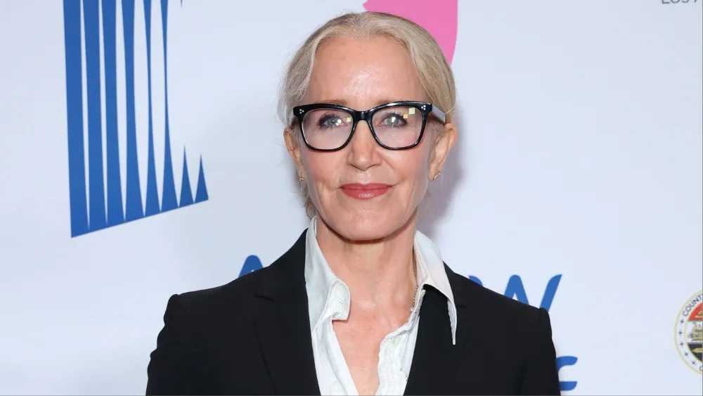 Featured image for Felicity Huffman's Comeback: Life After Scandal and Varsity Blues