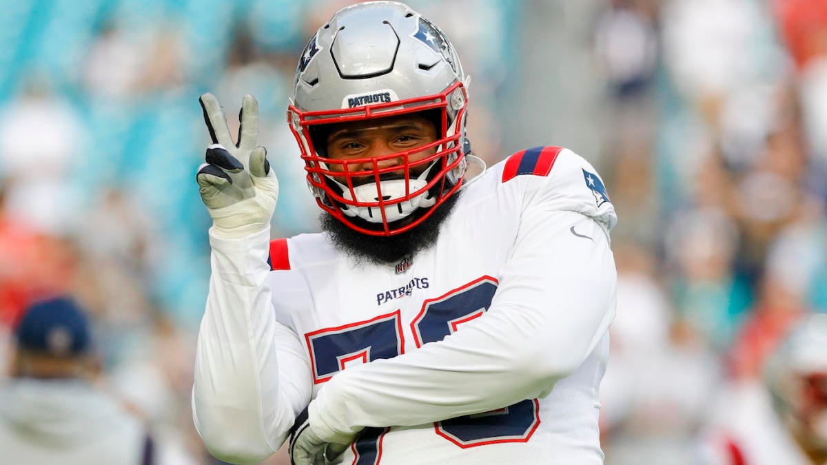 "Dolphins add former Patriots first-round pick Isaiah Wynn on one-year deal in free agency"