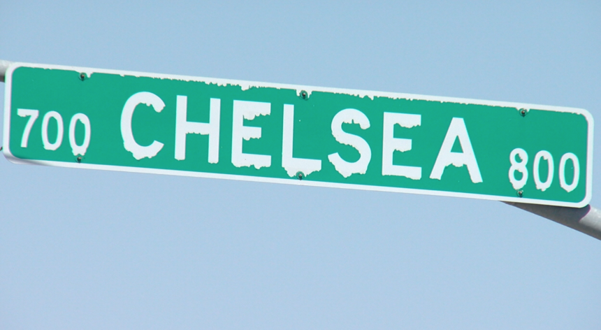 "Mysterious Street Sign 'Melting' Puzzles Residents, City Denies Heat Wave Connection"