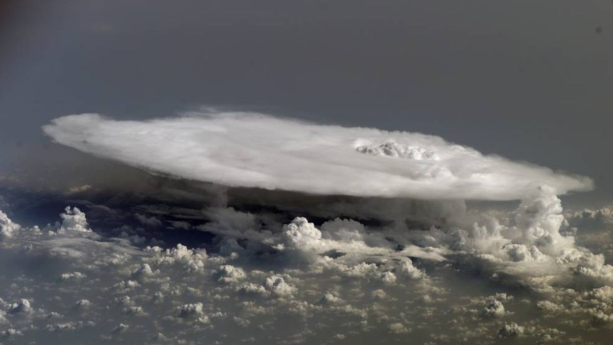 NASA to study ice clouds for climate change prediction.