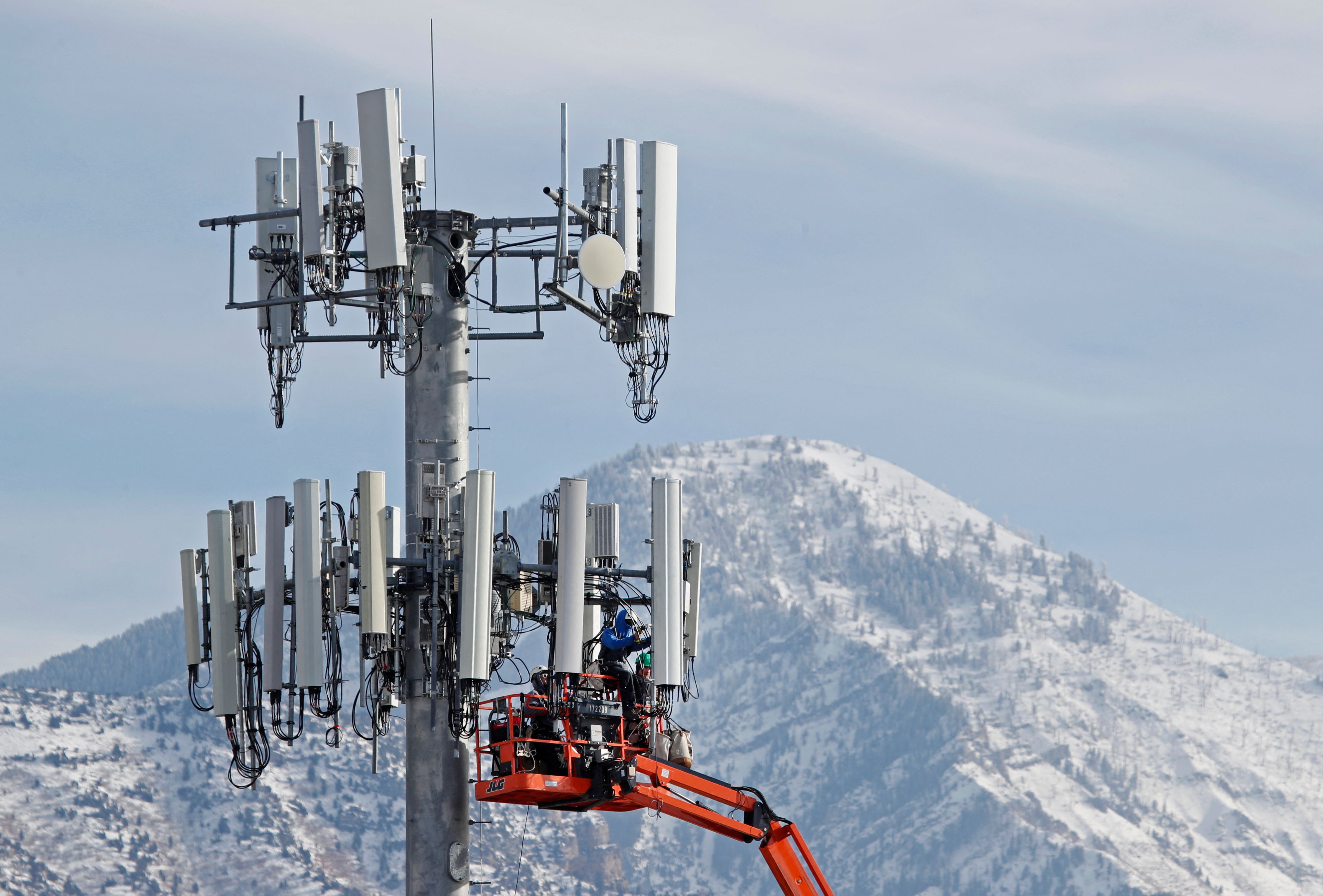Chinese Hackers Breach U.S. Telecoms, Sparking National Security Concerns