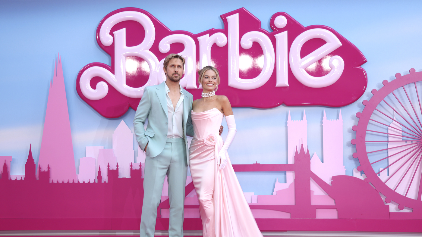 Featured image for 'Barbie' and 'Oppenheimer' Exceed Opening Weekend Sales Projections