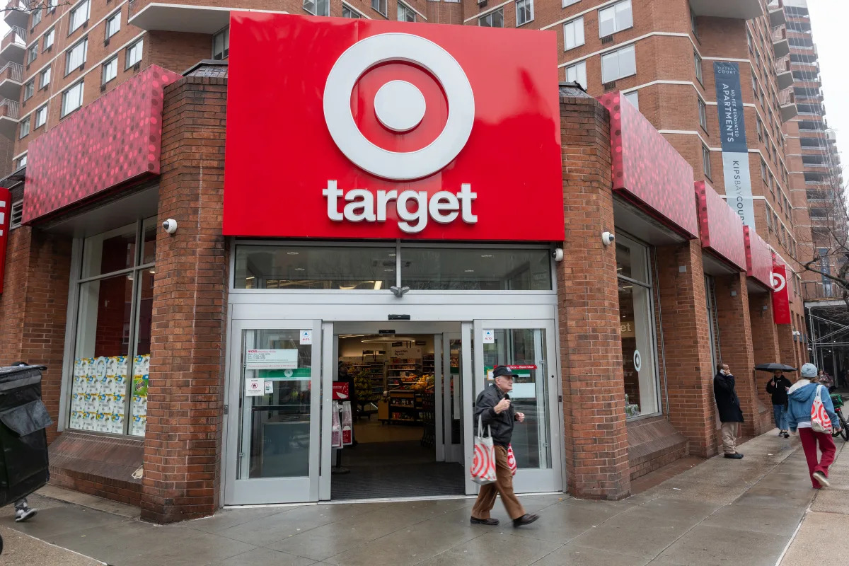 "Target Lady Promotes New Target Circle Week Membership Program"