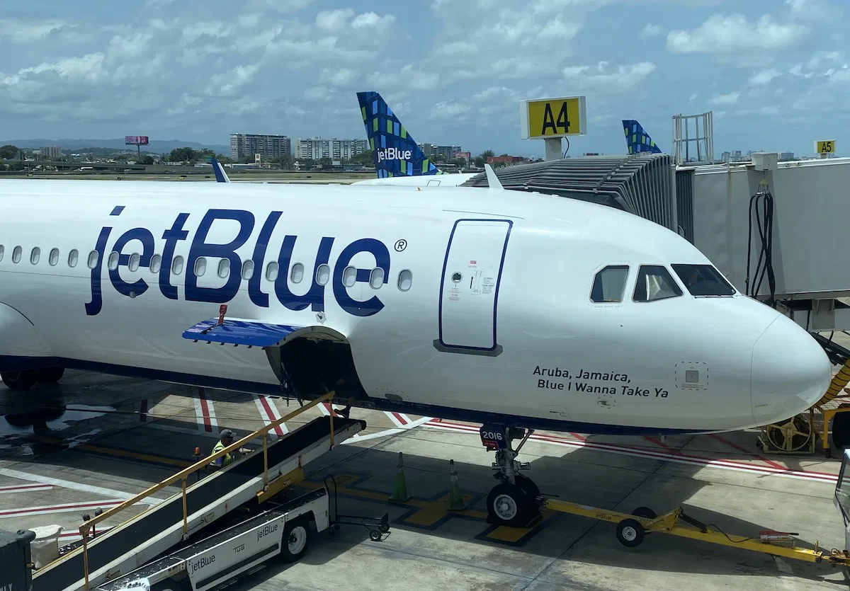 Featured image for JetBlue Cuts Flights and Routes Amid Economic Uncertainty