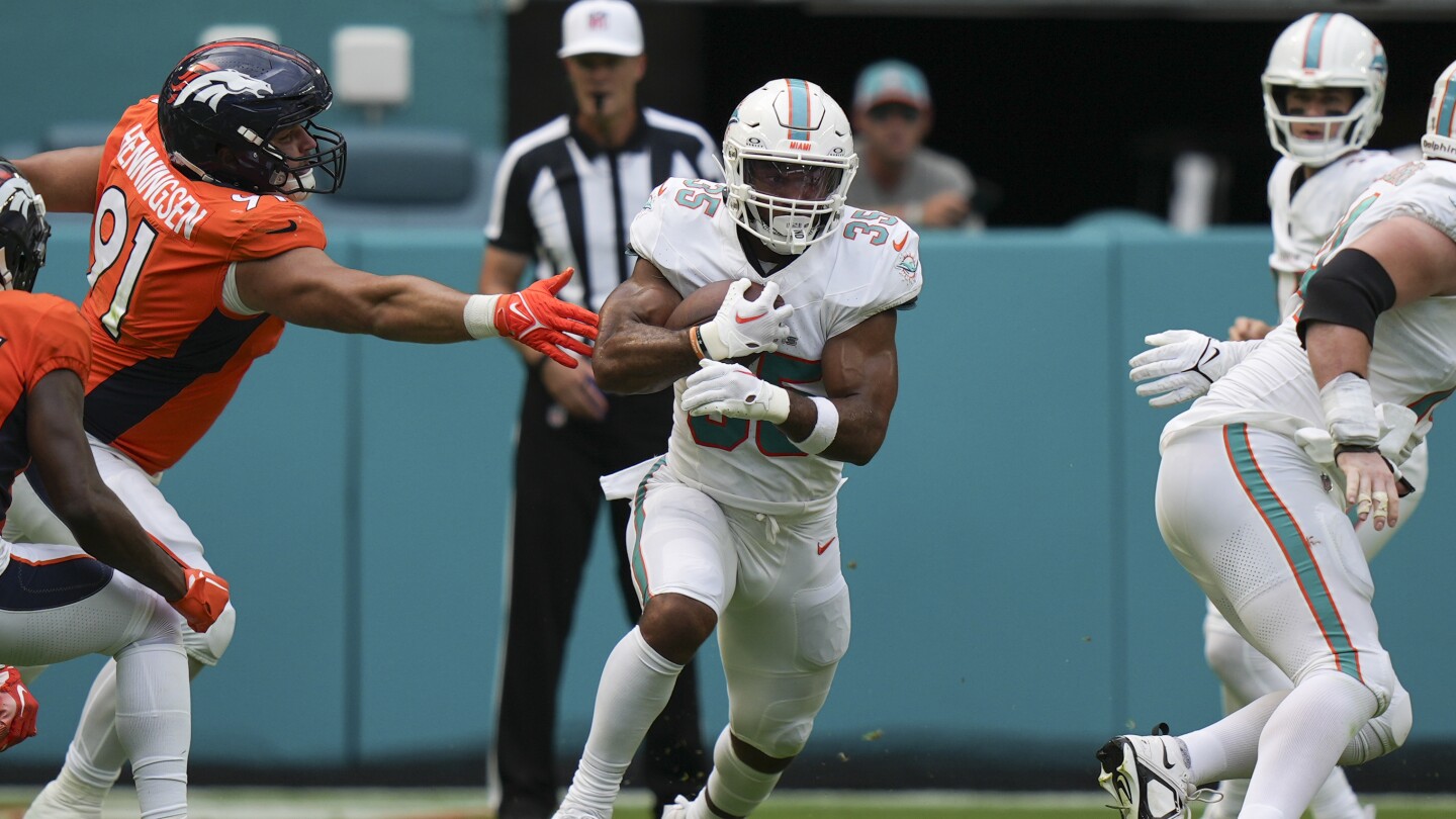 "Dolphins' Chris Brooks Placed on IR, Opening Roster Spot for Jeff Wilson"