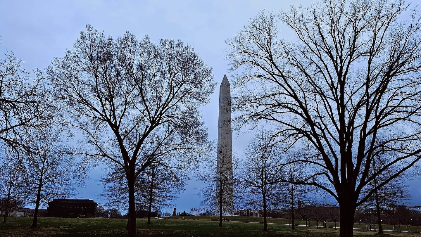 Featured image for "Patchy Fog Blankets US, Sunshine on the Horizon"