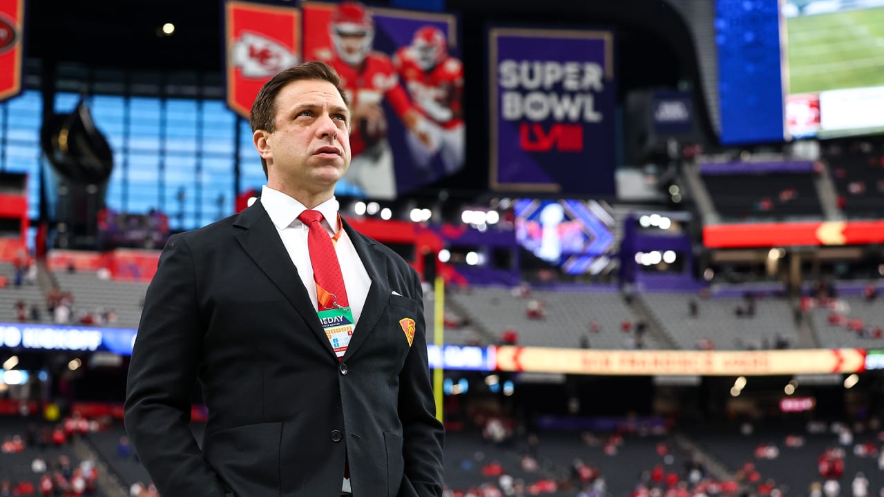 Featured image for "2024 NFL Offseason: Key Dates, Free Agent Rankings, Scouting Combine Prospects, and QB Market Analysis"