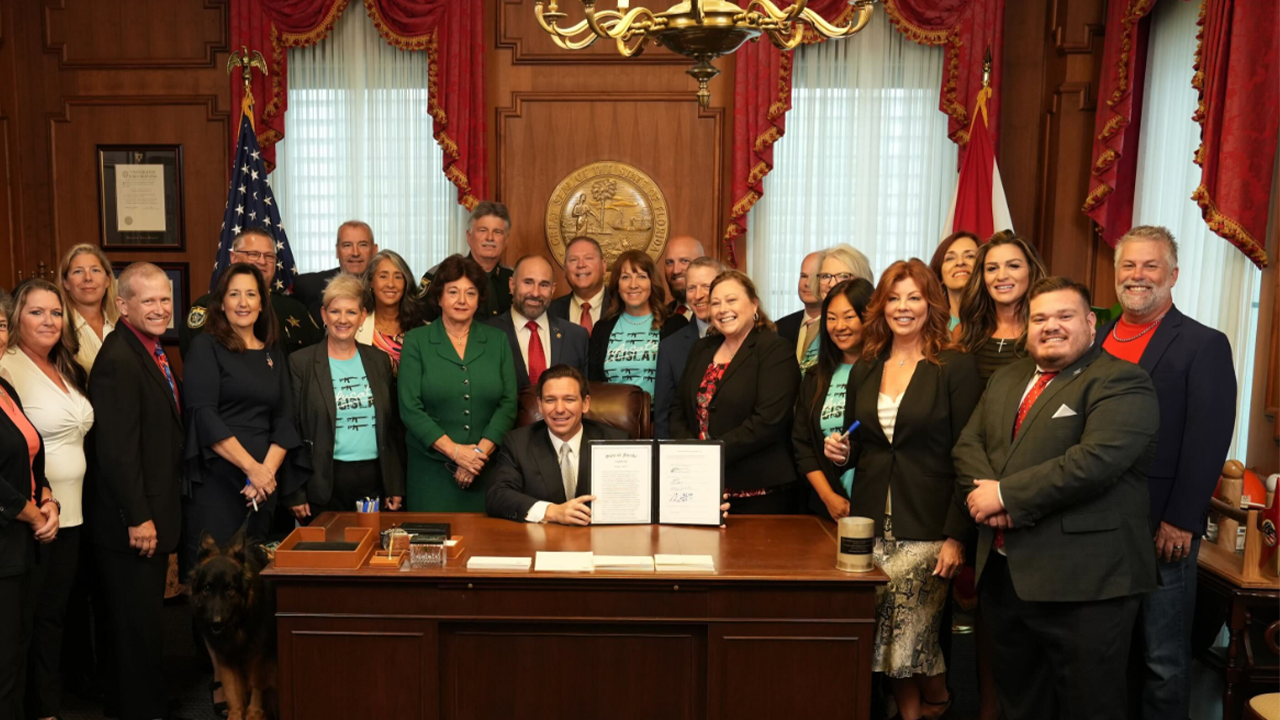 Florida Governor DeSantis signs permitless concealed carry law.