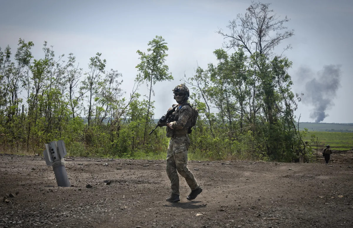 Ukraine's Strategic Advances Against a Distracted Russian Army