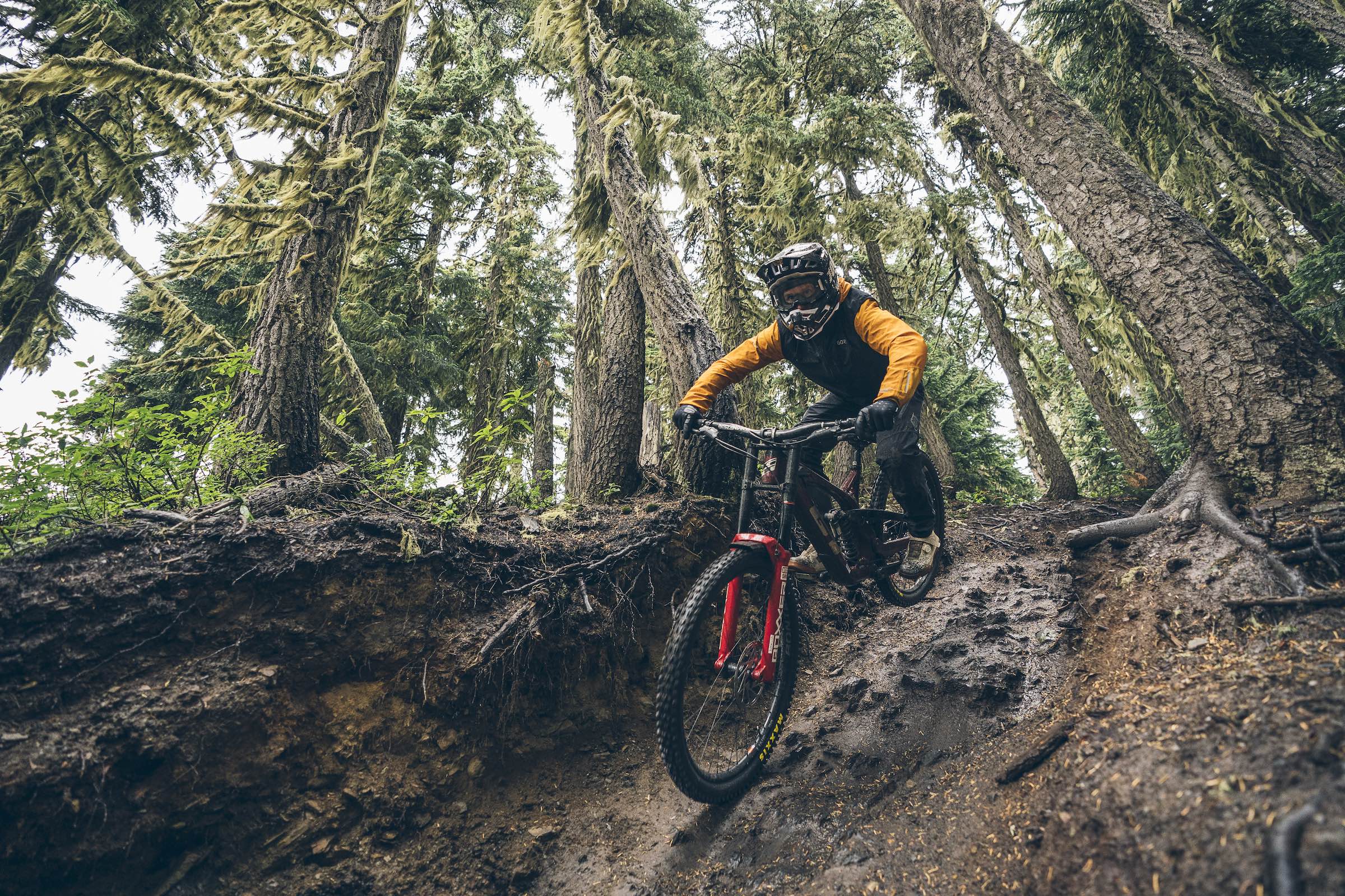 Featured image for "2023's Top Bike Innovations: Gear, Trends, and Favorites That Defined the Year"