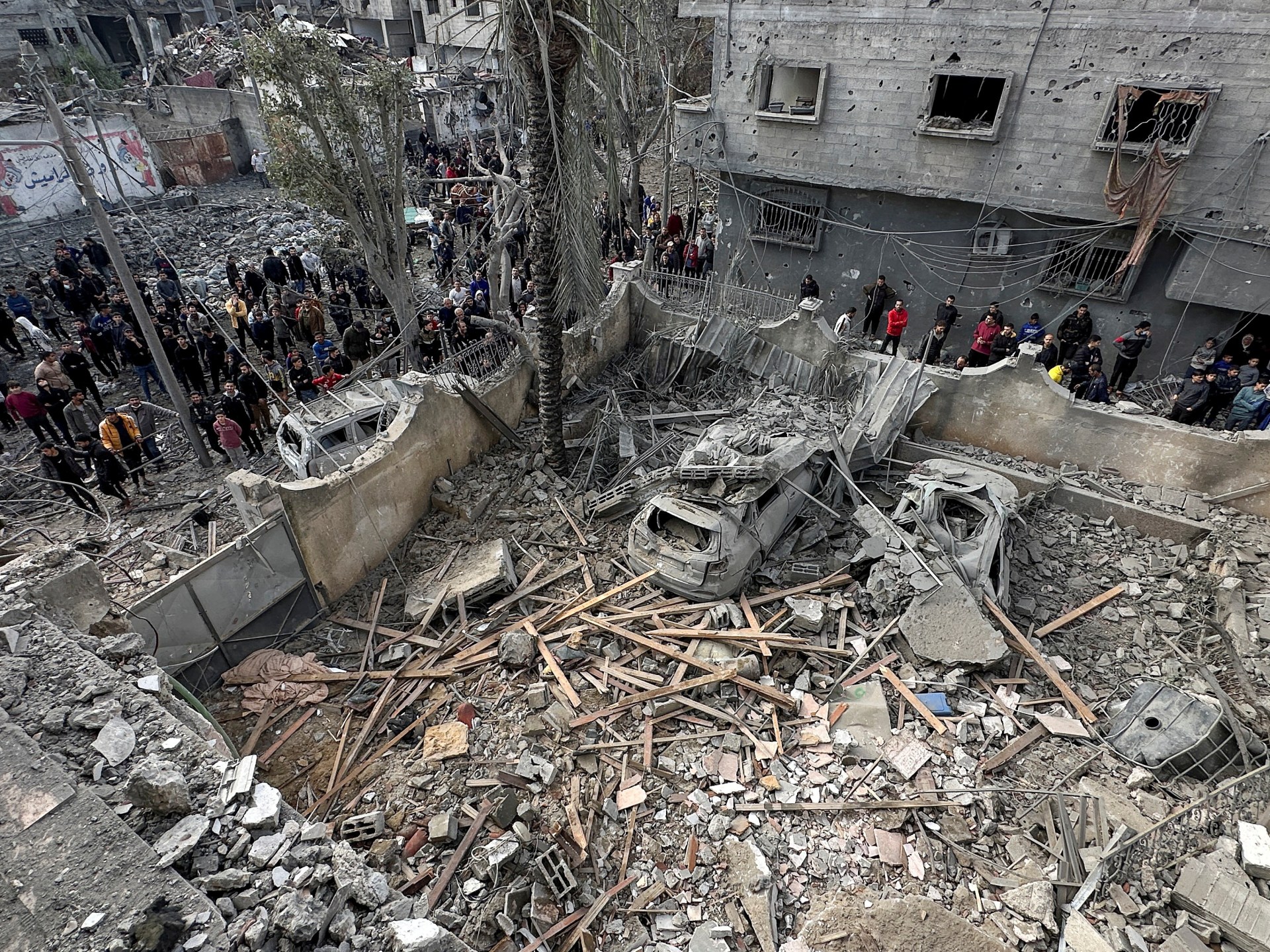 "Secretary Blinken Expresses Concern Over High Civilian Death Toll in Gaza During Visit to Israel"