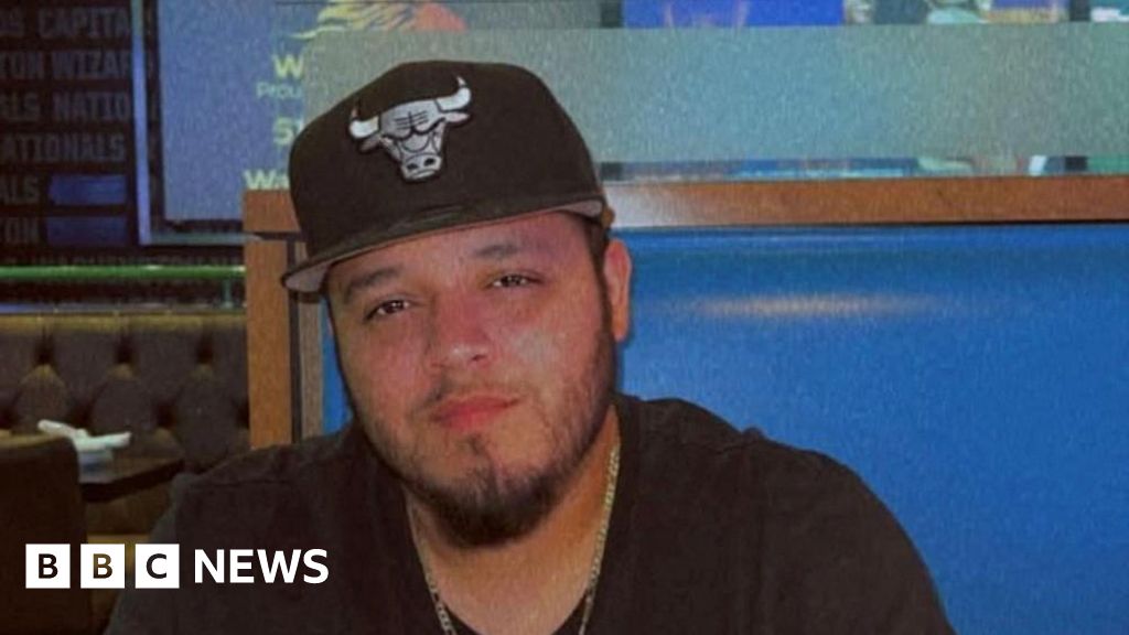 Featured image for Kilmar Ábrego García Accuses El Salvador Jail of Torture and Abuse