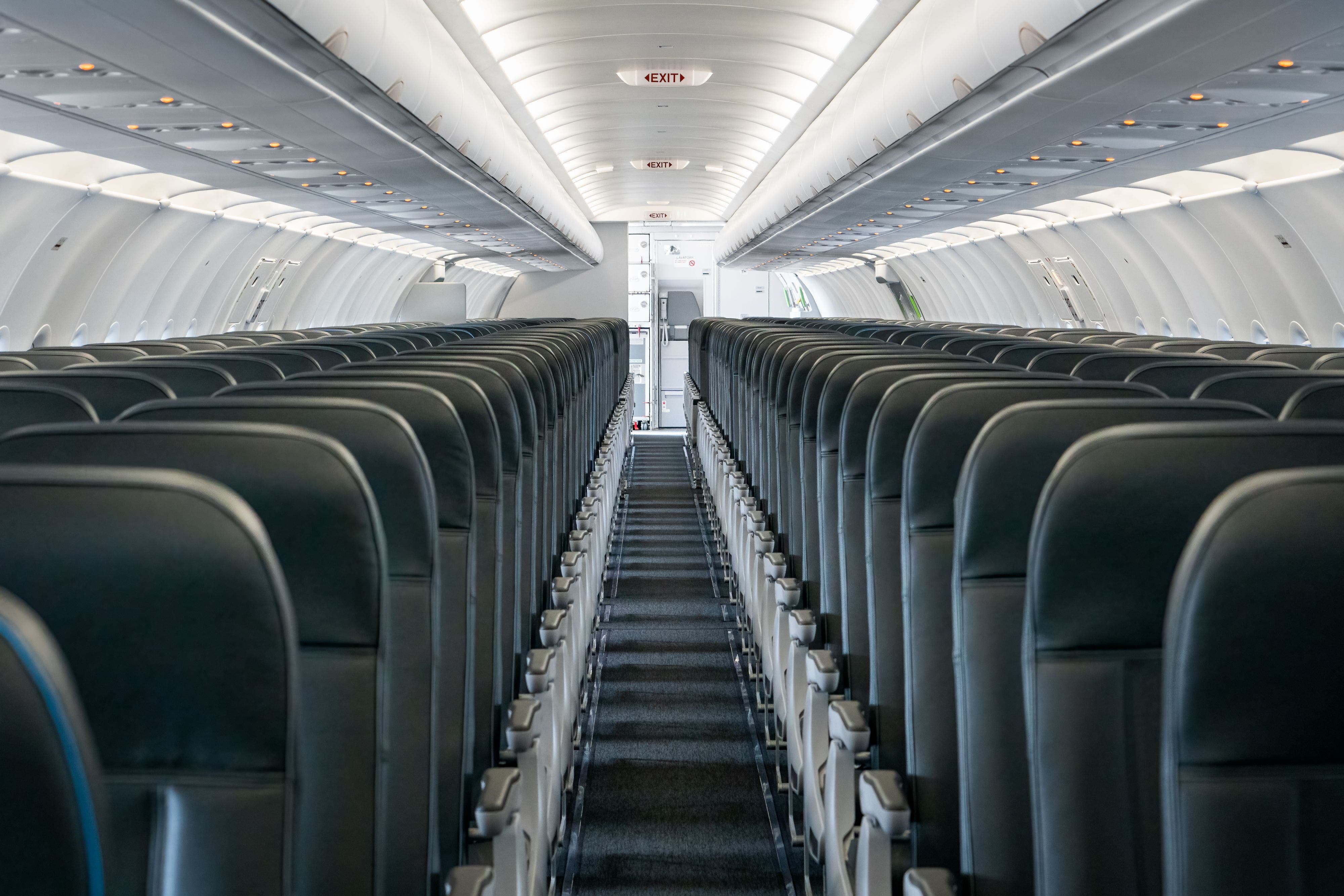 Featured image for Frontier Airlines Introduces Guaranteed Empty Middle Seat Upgrade