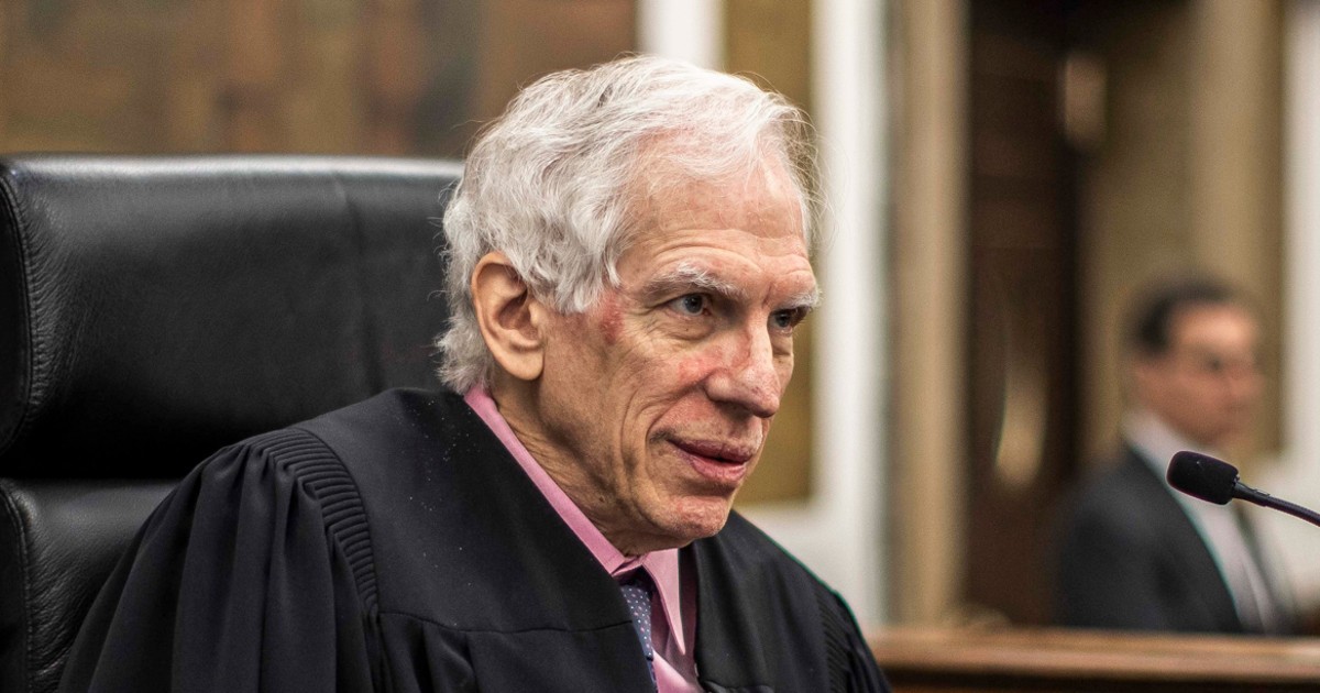 "Judge in Trump's Civil Fraud Trial Receives Bomb Threat Ahead of Closing Arguments"