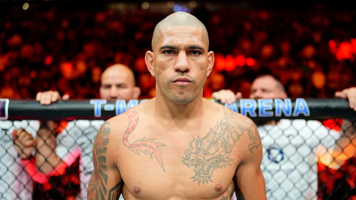 Featured image for Alex Pereira and Merab Dvalishvili Surge in MMA Rankings Post-UFC 320