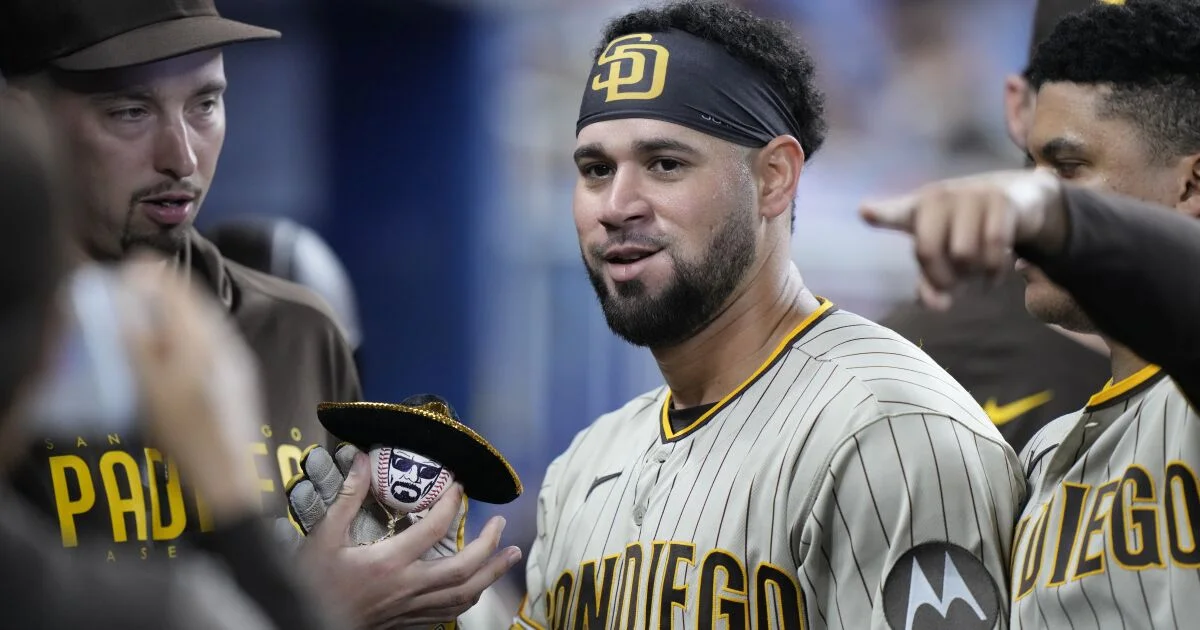 Padres dominate Marlins with explosive offense in 10-1 victory.