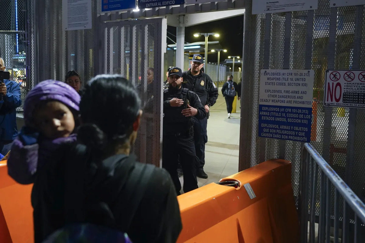 Biden extends legal status for over 300,000 immigrants, reversing Trump's policies.