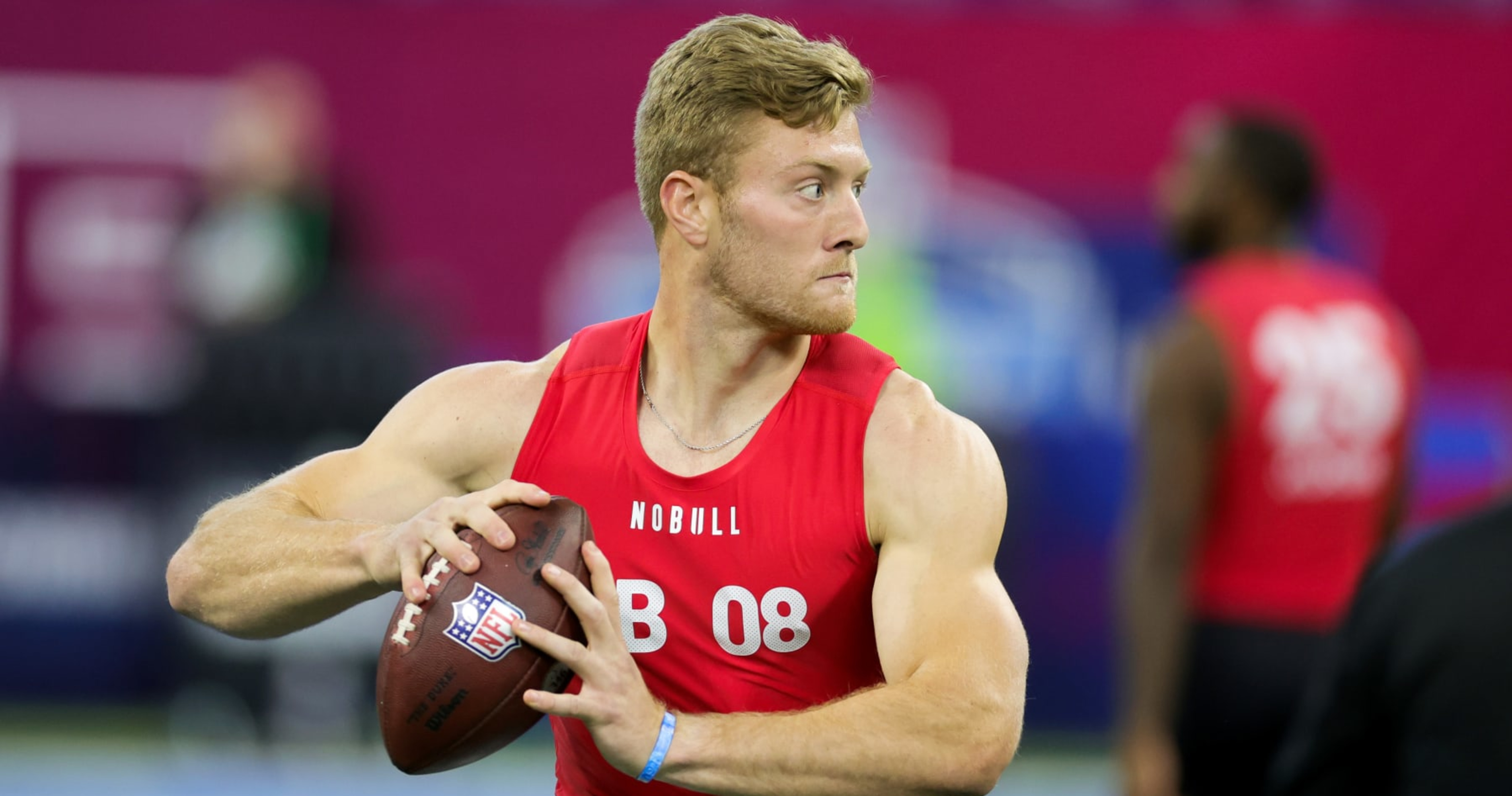 "Jeremiah's 2023 NFL Mock Draft 3.0 predicts Levis to Bucs, Robinson to Pats."