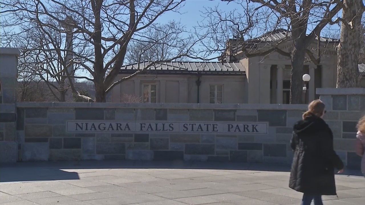 Featured image for "Niagara Falls Braces for 2024 Solar Eclipse Tourism Surge and Safety Concerns"