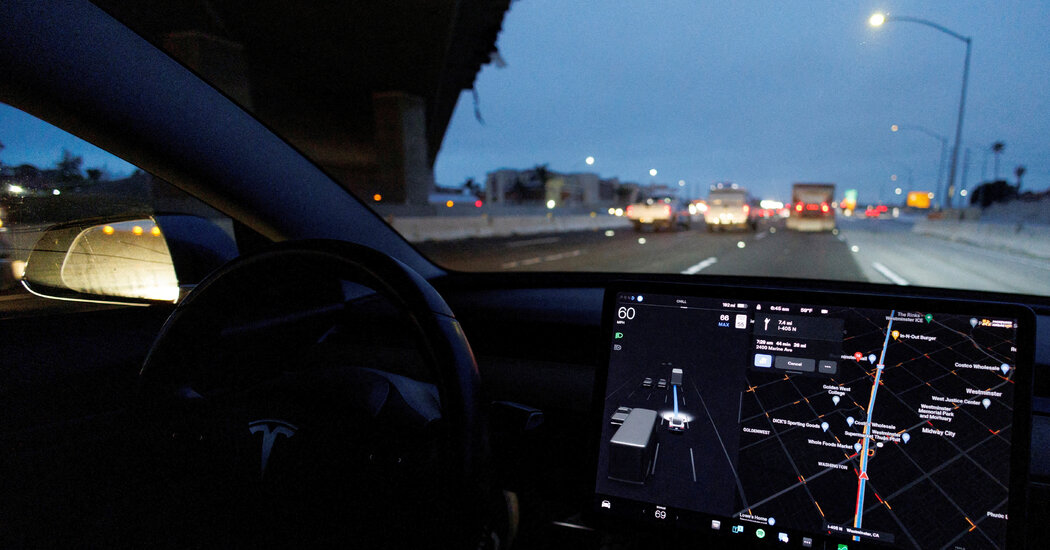 Featured image for "Regulator Probes Carmakers Over App-Based Tracking Concerns"