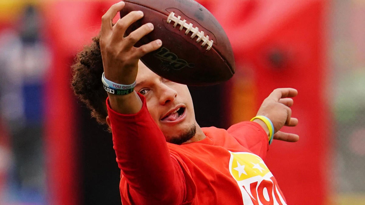 "Super Bowl 2024: Bold Predictions, Expert Picks, and Record-Breaking Bets"