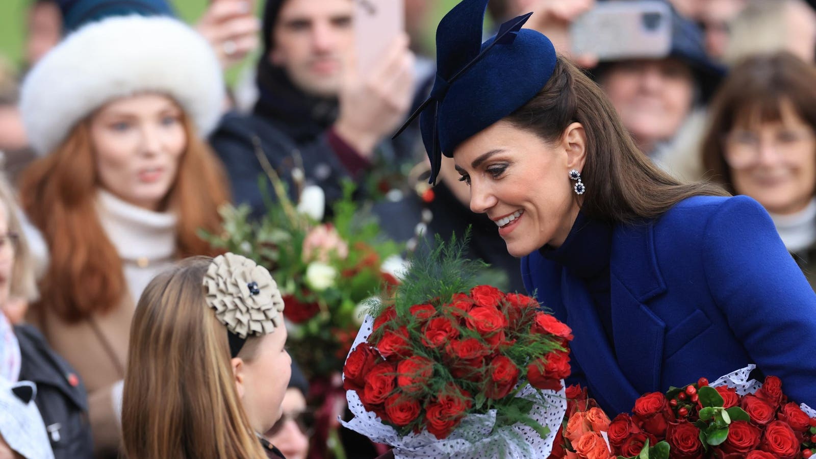 "Kate Middleton's Public Appearance Sparks Speculation Amid Hospitalization Controversy"