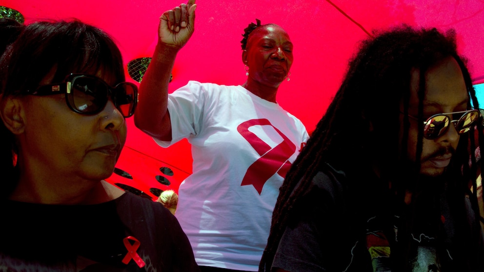 "Breakthrough: South African Company Develops HIV-Preventing Vaginal Rings"