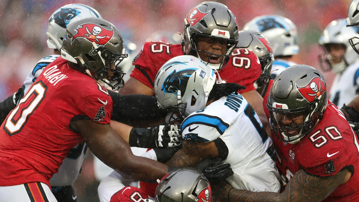 Featured image for Bucs Edge Panthers in Rainy Thriller, Keep NFC South Hopes Alive