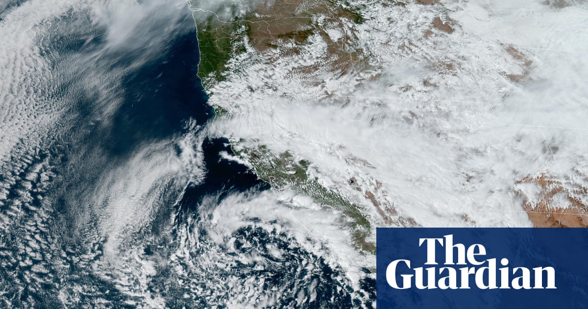 "Severe Weather Alert: Massive Storm Threatens US with Tornadoes and Flooding"