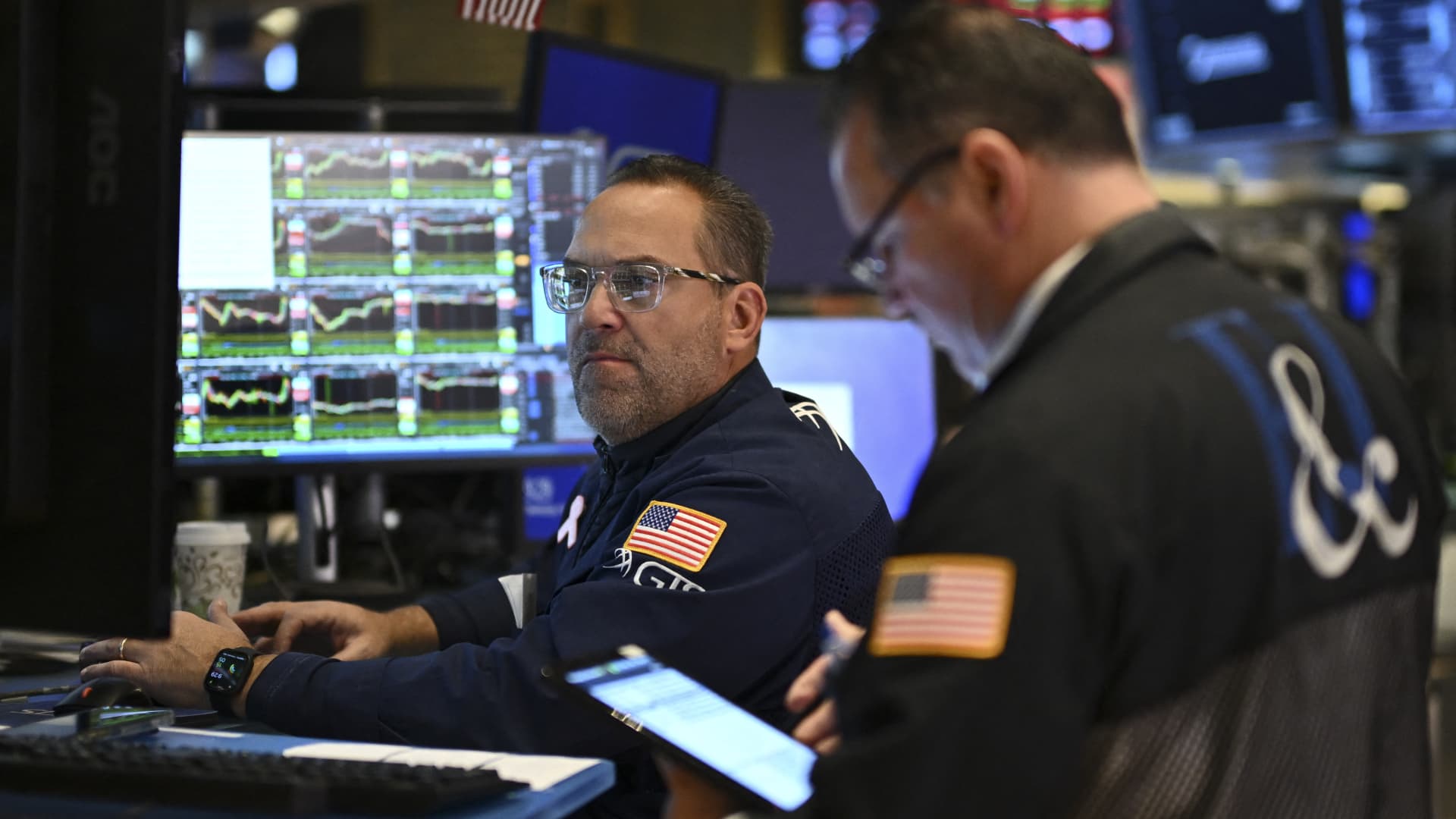 Stocks Slide Amid Fed Caution and Market Volatility