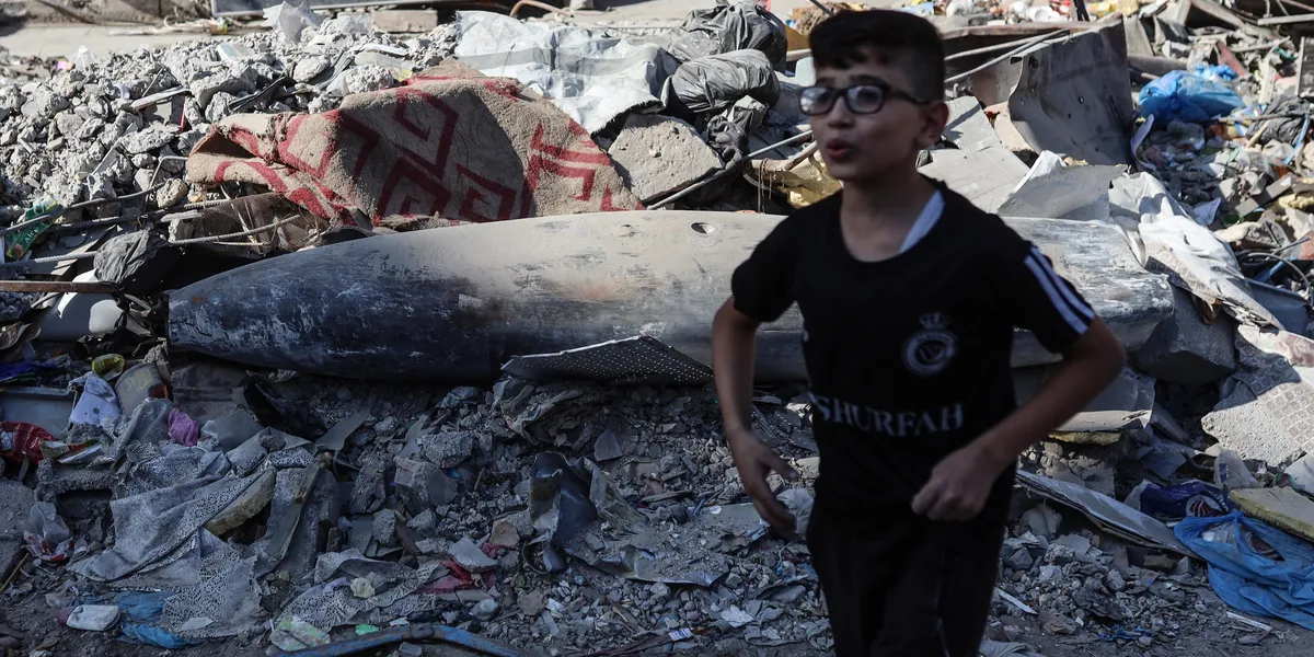 Featured image for Fragile Gaza Ceasefire Faces Uncertain Future Amid Rising Tensions