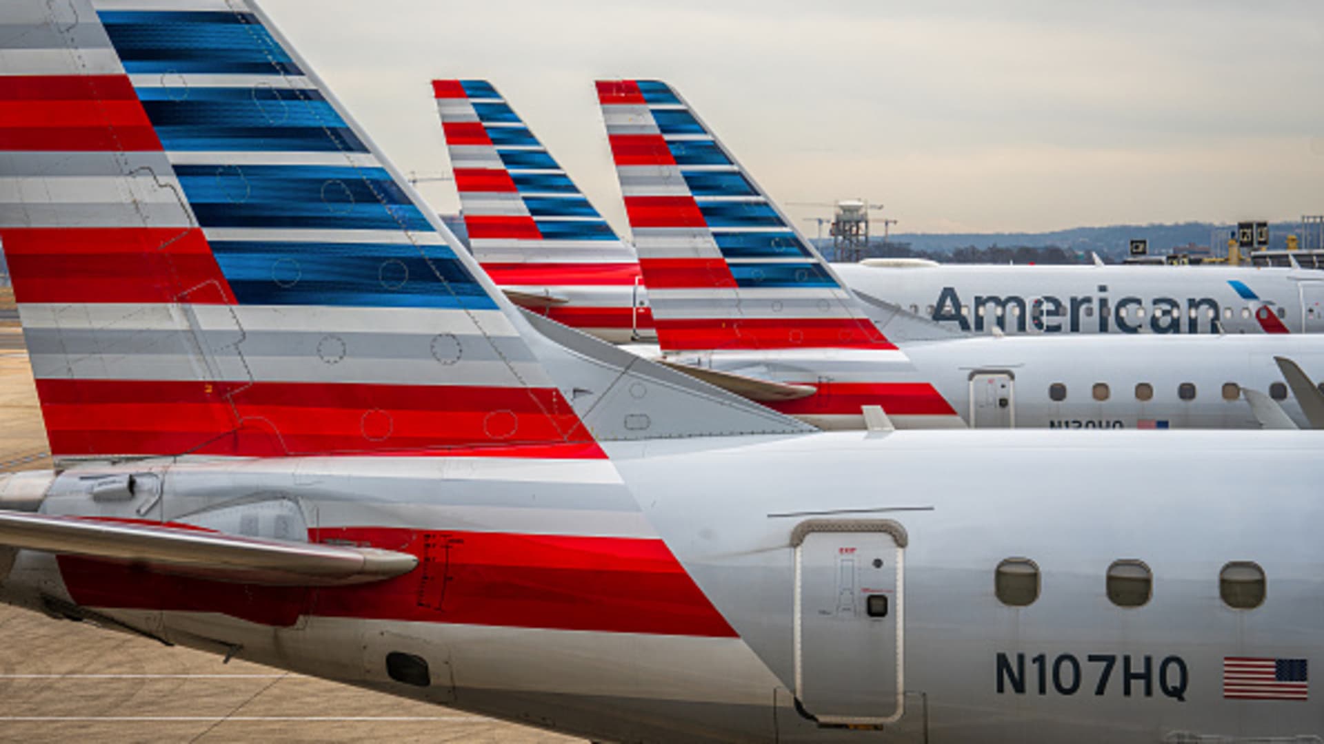Featured image for American Airlines Lowers Profit Forecast as CCO Vasu Raja Departs