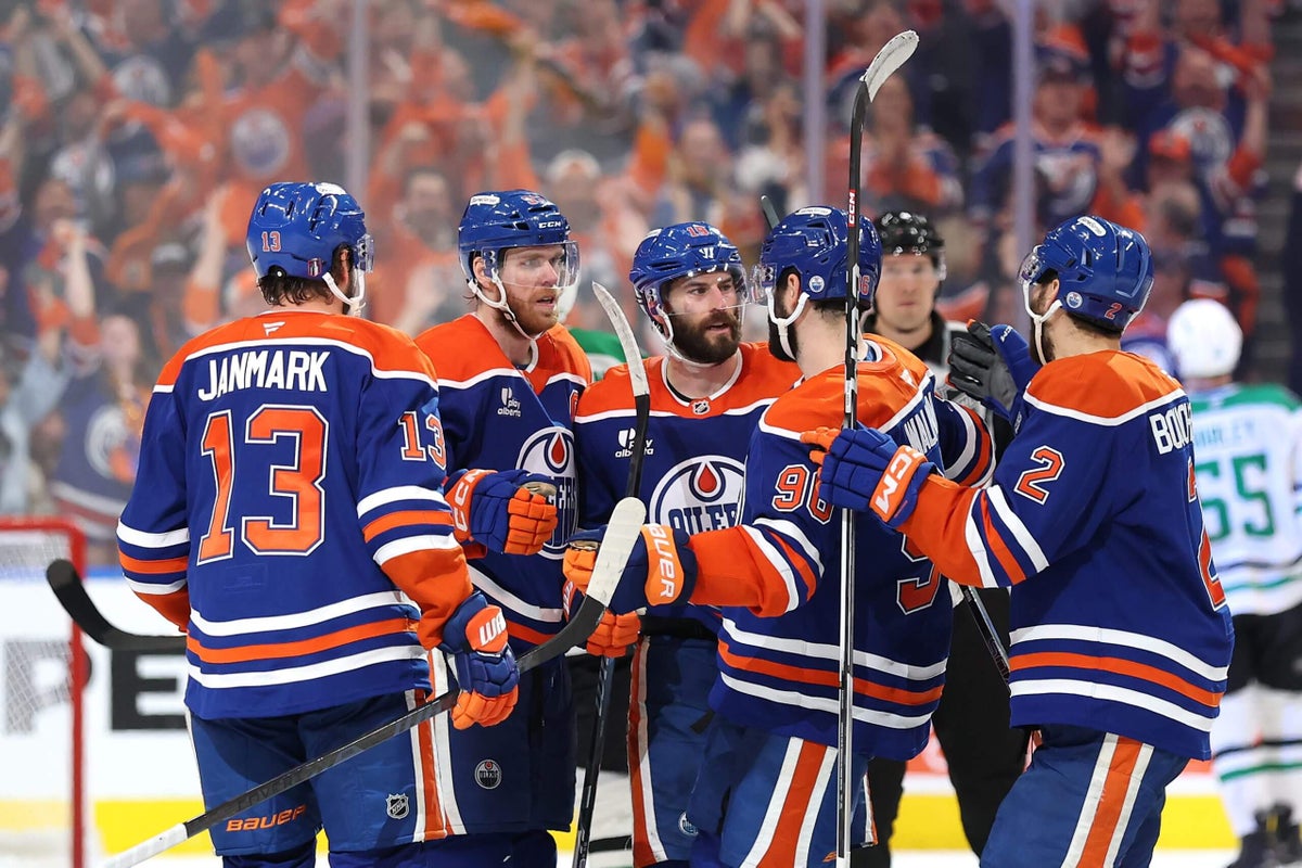 Featured image for Oilers' Zach Hyman sidelined by injury in Game 4 against Stars