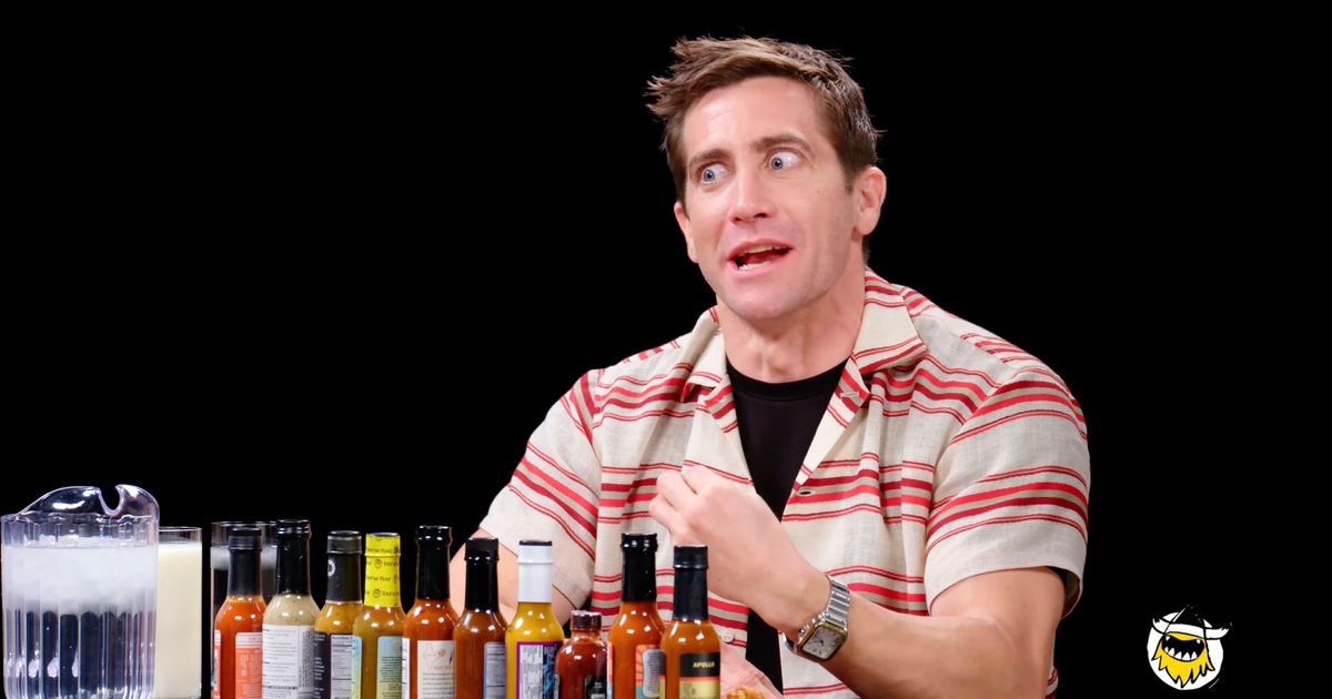 Jake Gyllenhaal's Chaotic and Spicy 'Hot Ones' Experience