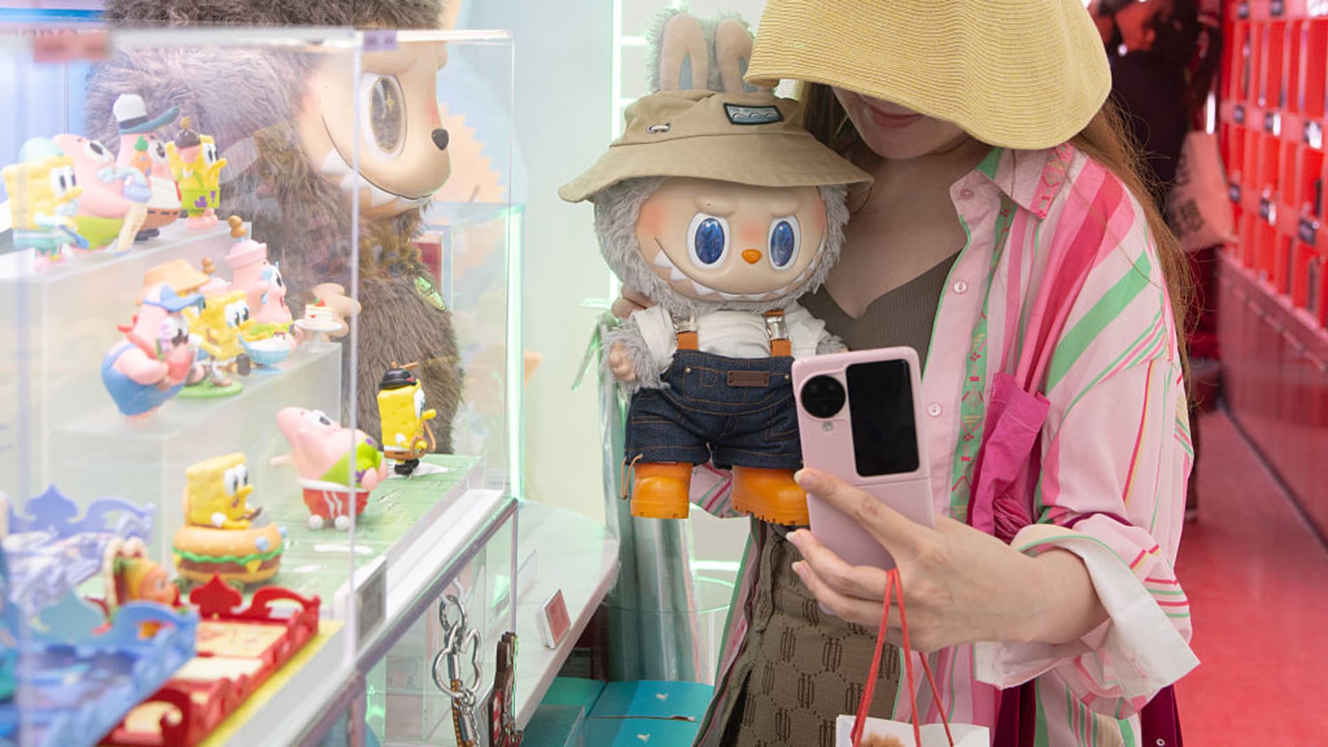 China's Consumer Prices Continue to Decline Amid Weak Demand and Deflation Concerns