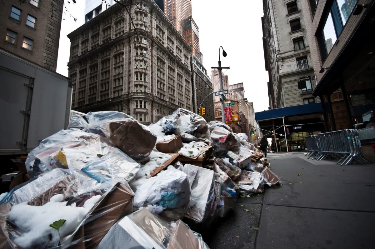 Accidental Discovery Unveils Groundbreaking Solution to Plastic Pollution