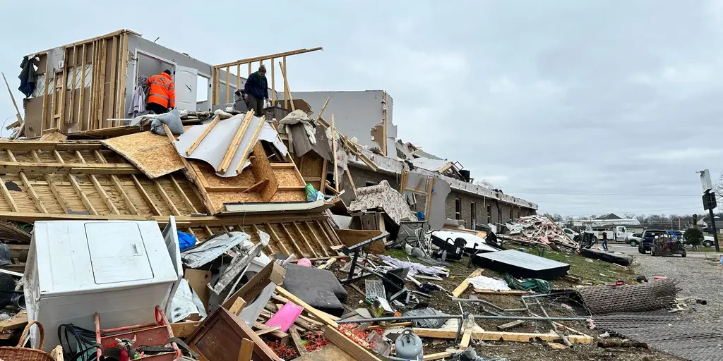 "Tennessee Tornado Outbreak Claims 7th Victim as Death Toll Rises"