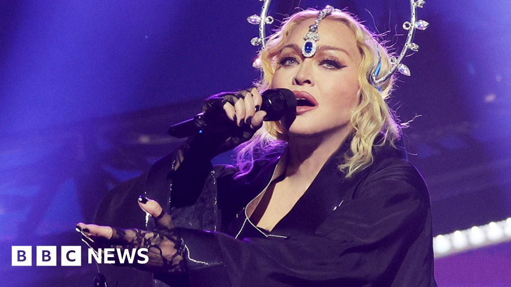 Madonna Faces Lawsuit Over Late Start at Brooklyn Concert